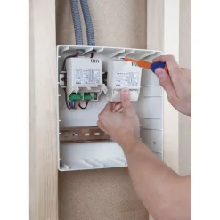 Asennuskotelo Hide-a-lite D-Box