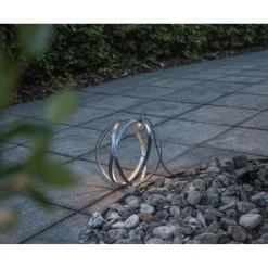 Aurinkokennokoristevalaisin Star Trading Astri 25cm, hopea