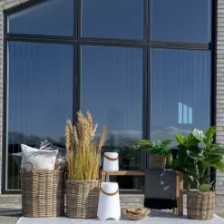Ladattava pöytävalaisin House Nordic Bristol, ø17cm, sisä- ja ulkokäyttöön, valkoinen/ruskea