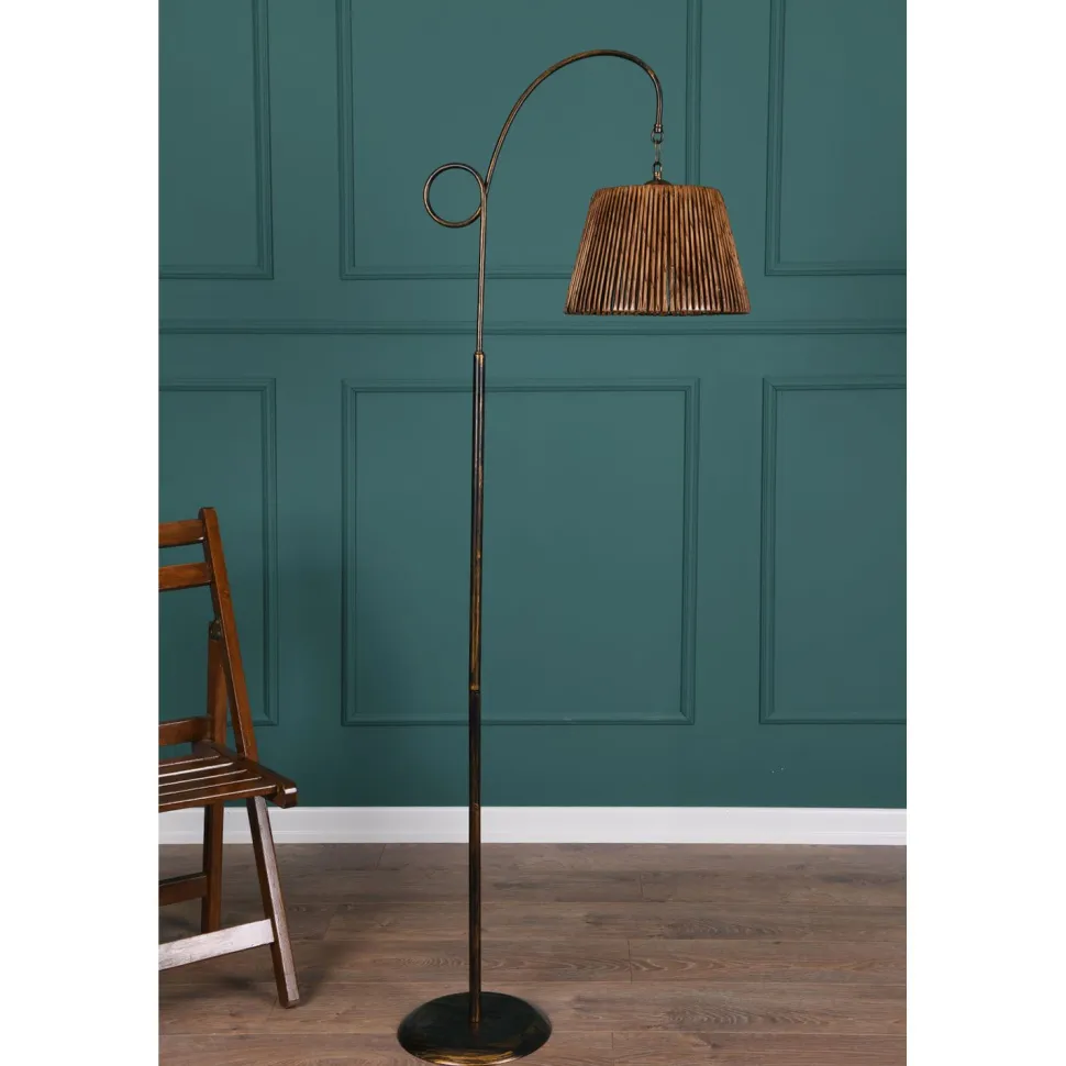 Lattiavalaisin Linento Lighting Cardone, musta/ruusukulta