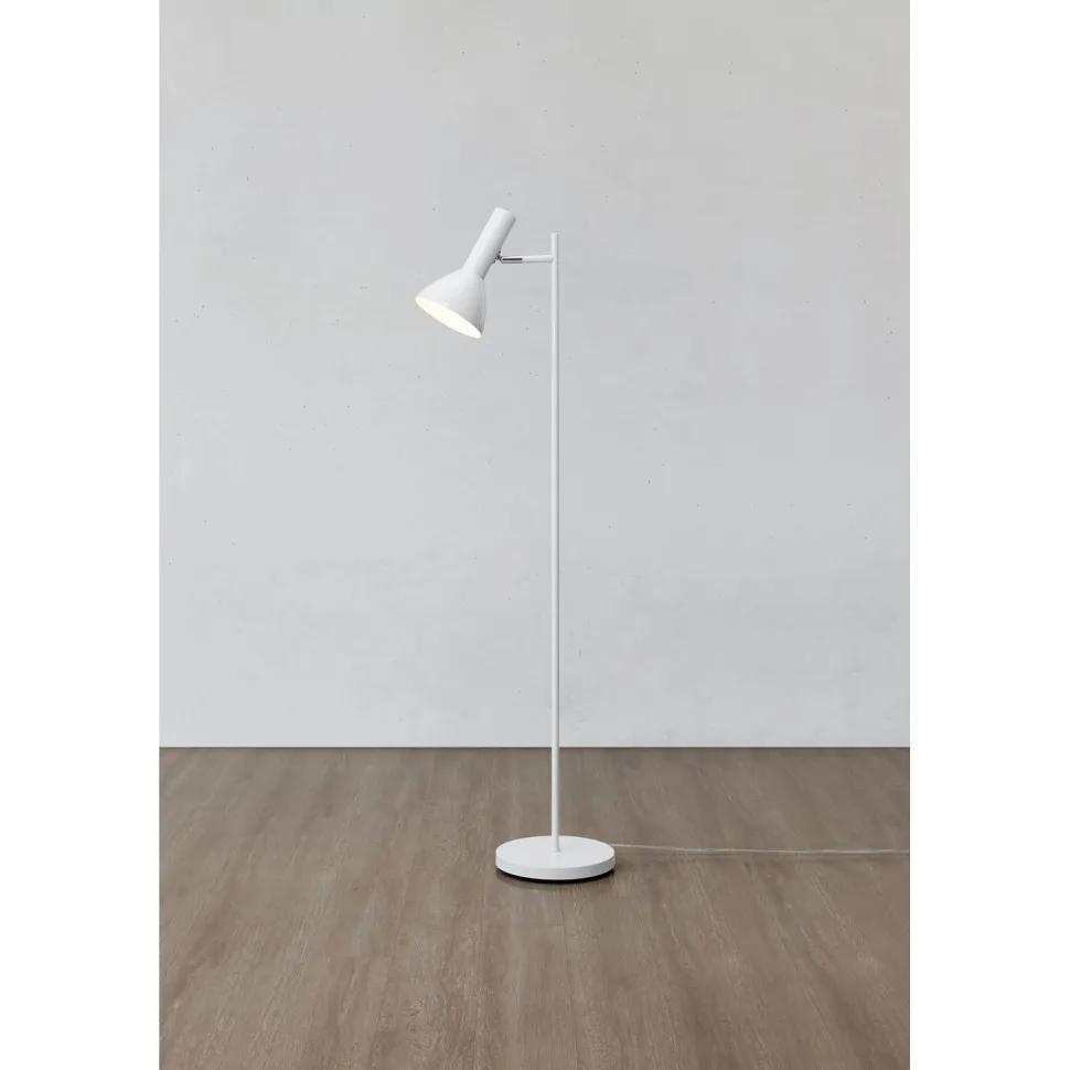 Lattiavalaisin Markslöjd Metro 137cm valkoinen