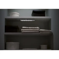 LED-kaappivalaisin Sylvania Cabinet Wawe-Sense Linear 09W50lm 4000K tunnistimella paristokäyttöinen