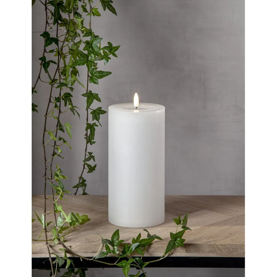 LED-kynttilä Star Trading Flamme Flow Big, 17.5cm, valkoinen