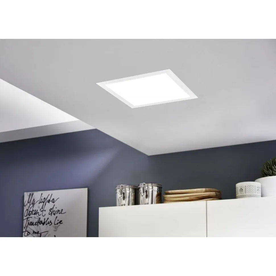 LED-paneeli Eglo Salobrena 1 16W 300x11x300 mm IP20 valkoinen