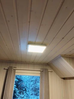 LED-plafondi Trio Camillus 30x30 cm valkoinen IP44