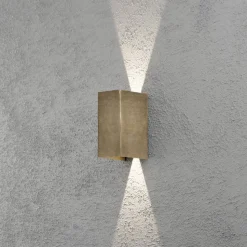 LED-seinävalaisin Konstsmide Cremona 2x3W messinki