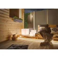 LED-ulkovalaisin Paulmann Plug & Shine Cube, IP67, 3000K, valkoinen
