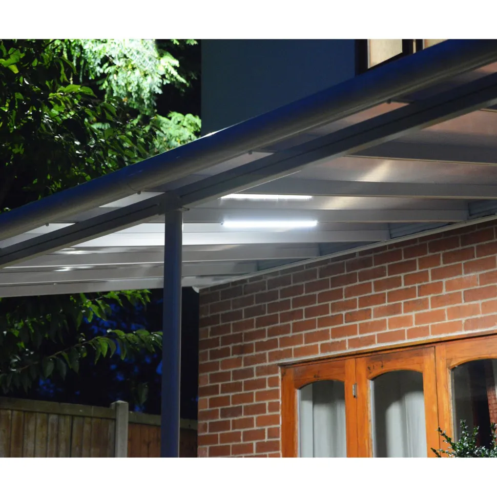 LED-valaistusjärjestelmä Palram-Canopia