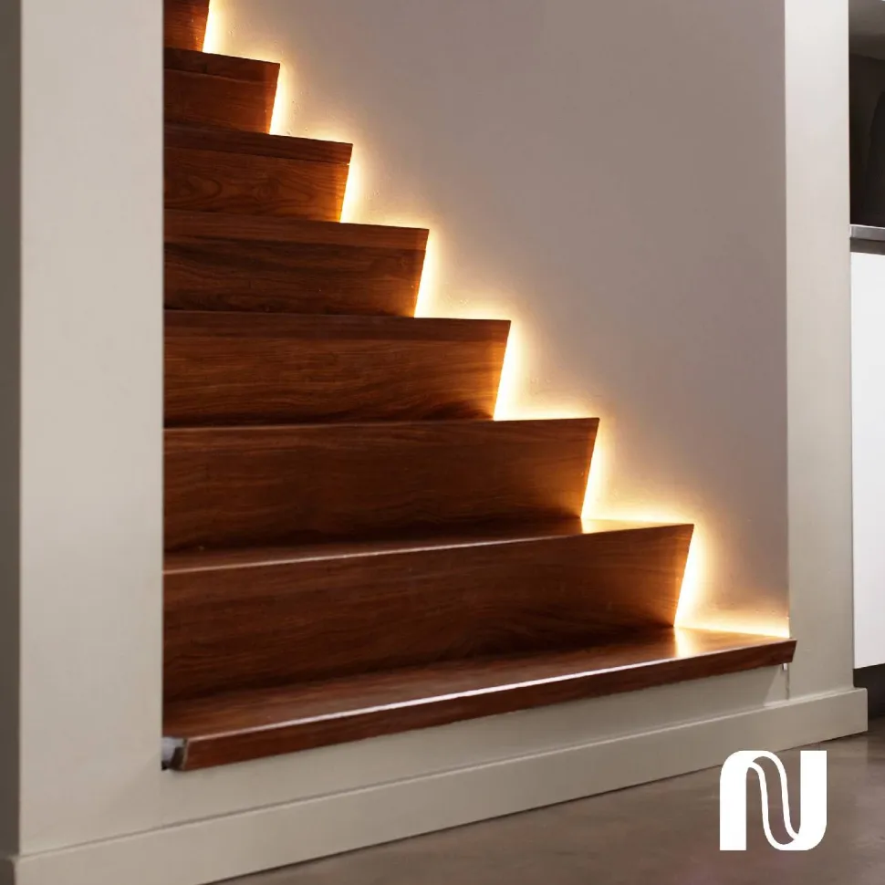 LED-valonauha Philips Hue Lightstrip Plus V4 -perusosa 2m + jatkopala 1m