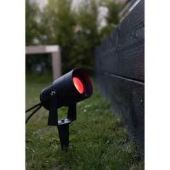 Maapiikkivalaisin Markslöjd Garden 24 RGB musta