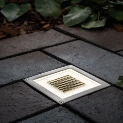 Maaspotti Paulmann Special Solar Cube LED aurinkokennolla 100x100mm teräs