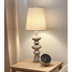 Pöytävalaisin Aneta Lighting Nina 54cm E27 tekstiilivarjostin, musta/ruskea