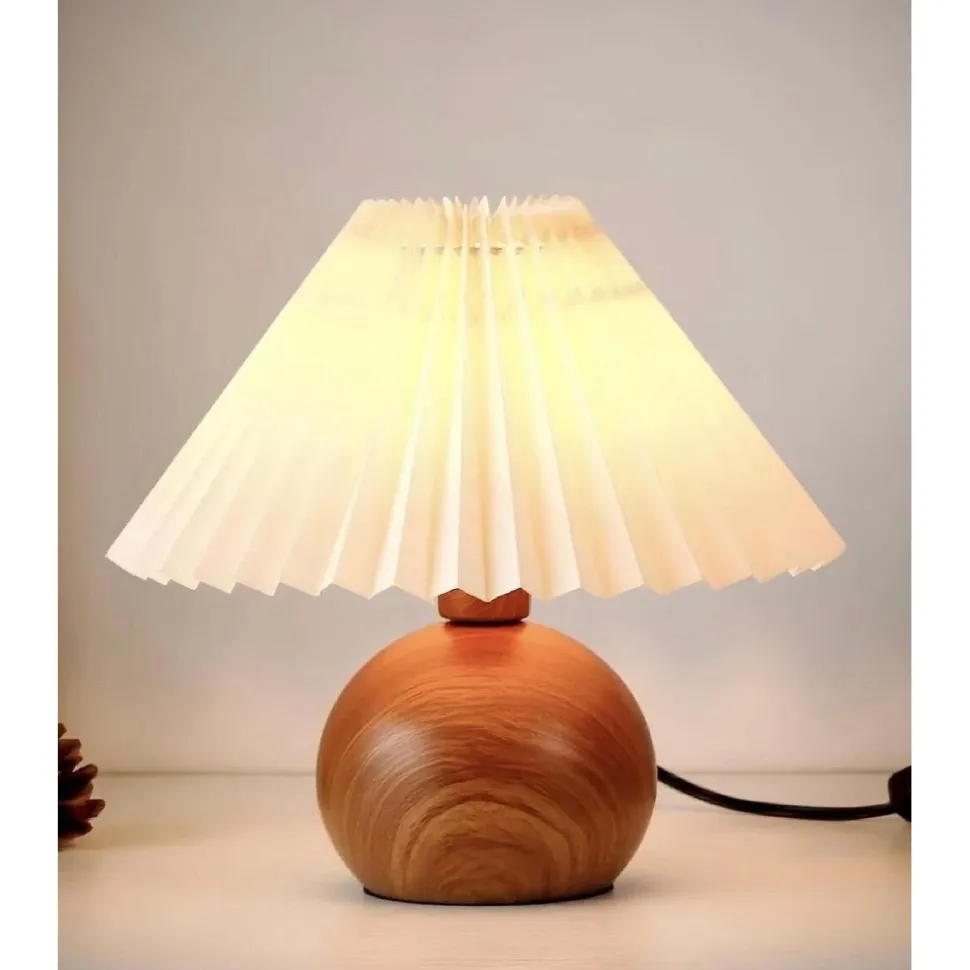 Pöytävalaisin Linento Lighting BRZ-343410, ø10-22cm, E27, max. 40W, IP20, kerma/pähkinä
