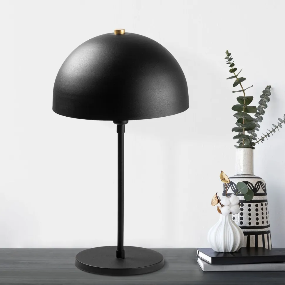 Pöytävalaisin Linento Lighting Varzan musta