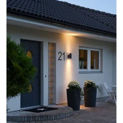 Seinävalaisin Konstsmide Modena Max 7656-750 75x130x195 mm ylös/alas musta