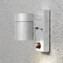Seinävalaisin Konstsmide Modena 7541-030 65x110x140 mm alas liiketunnistimella sinkitty teräs