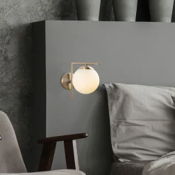 Seinävalaisin Linento Lighting Antigona kulta