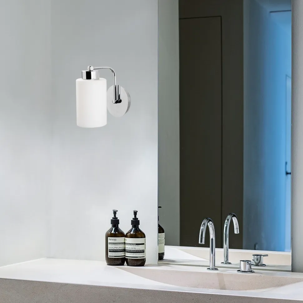 Seinävalaisin Linento Lighting Balcova hopea