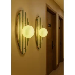 Seinävalaisin Linento Lighting Espe beige/valkoinen/vihreä