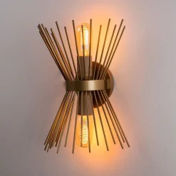 Seinävalaisin Linento Lighting Kirpi eri värejä