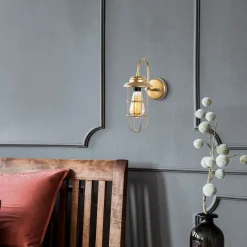 Seinävalaisin Linento Lighting Mahoni 13206, 32cm, kulta