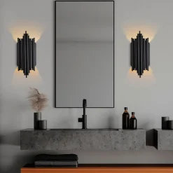 Seinävalaisin Linento Lighting Reis, musta