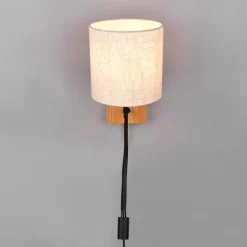 Seinävalaisin Trio Nilam lukuvalolla, 18cm, LED + E27, luonnonpuu