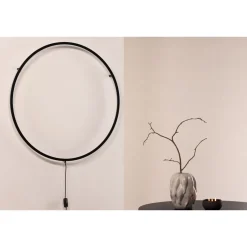 Seinävalaisin Venture Home Sörmjöle x Josefin Lustig, ø100cm, musta