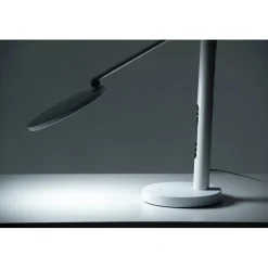 Työpöytävalaisin kirkasvalolla Innolux Oslo 60cm 16W USB valkoinen