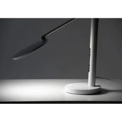 Työpöytävalaisin kirkasvalolla Innolux Oslo 60cm 16W USB valkoinen