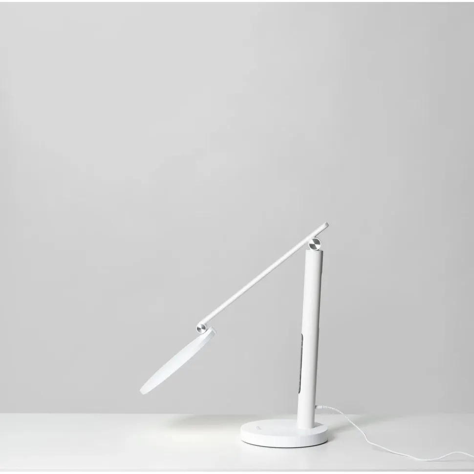Työpöytävalaisin kirkasvalolla Innolux Oslo 60cm 16W USB valkoinen