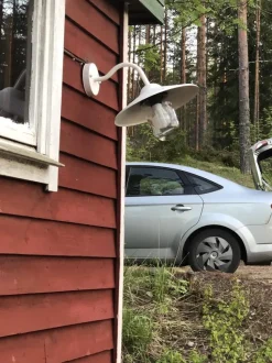 Ulkoseinävalaisin Harju Kaarila E27 IP44 valkoinen