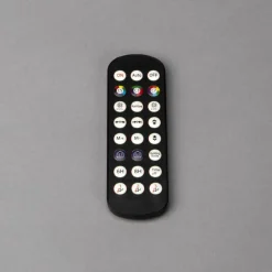 Valojoulukuusi Konstsmide, 265 RGB LED, musta metallirunko, kaukosäädin